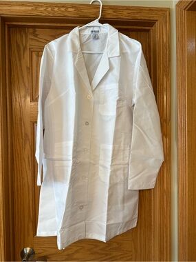 Medline-White Lab Coat Jacket
